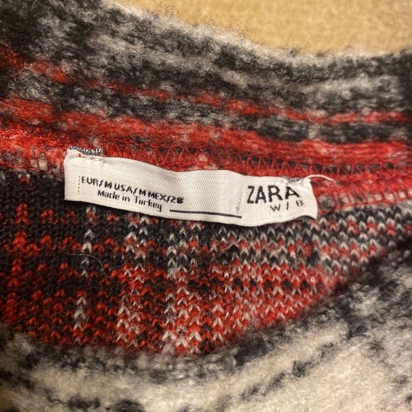 Zara Plaid Balloon Sleeve Sweater Size Medium - Picture 4 of 6
